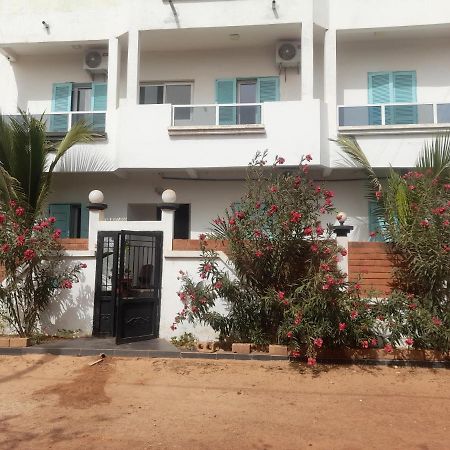 Residence Marie France Mendy Toubab Dialao Exterior foto