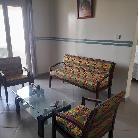 Residence Marie France Mendy Toubab Dialao Exterior foto